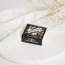 Charger l'image dans la galerie, Savon Septentrion (beurre cacao et thé du labrador) VÉGANE - Trappeuses