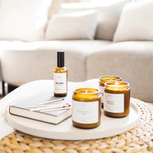 Charger l'image dans la galerie, bougie forêt enneigée